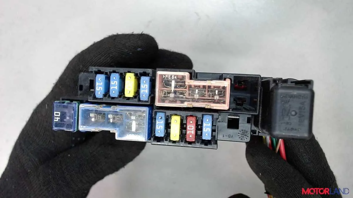 2014 nissan pathfinder fuse box diagram
